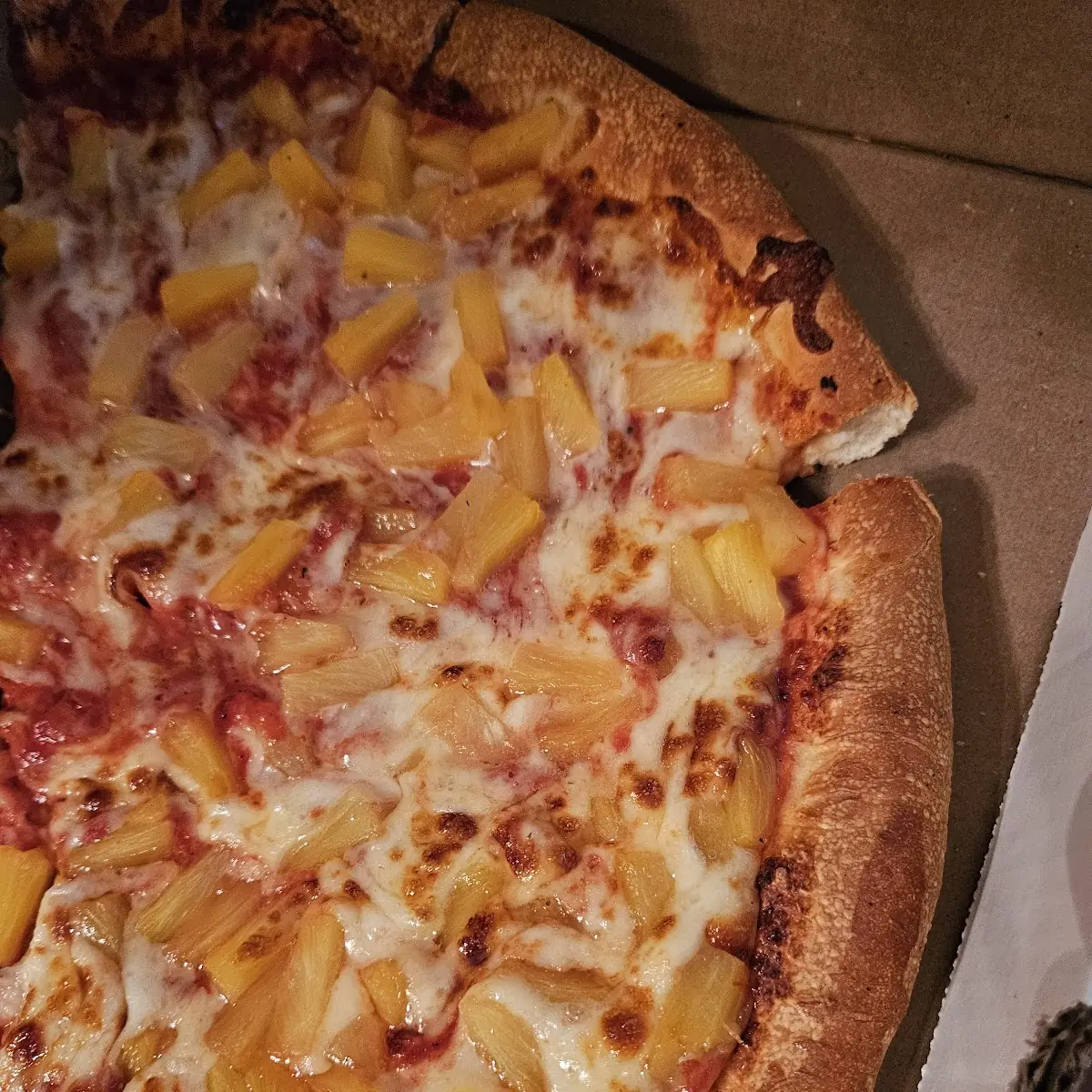 Pineapple Pizza