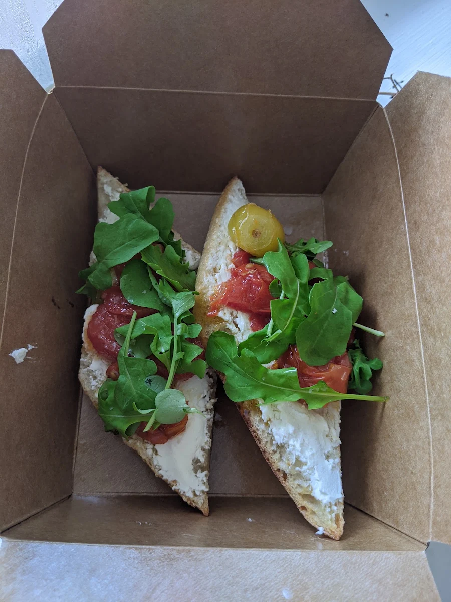 Tomato Confit Goat Cheese and Arugula