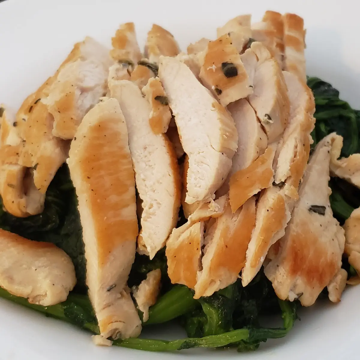 Grilled Chicken over Broccoli Rabe