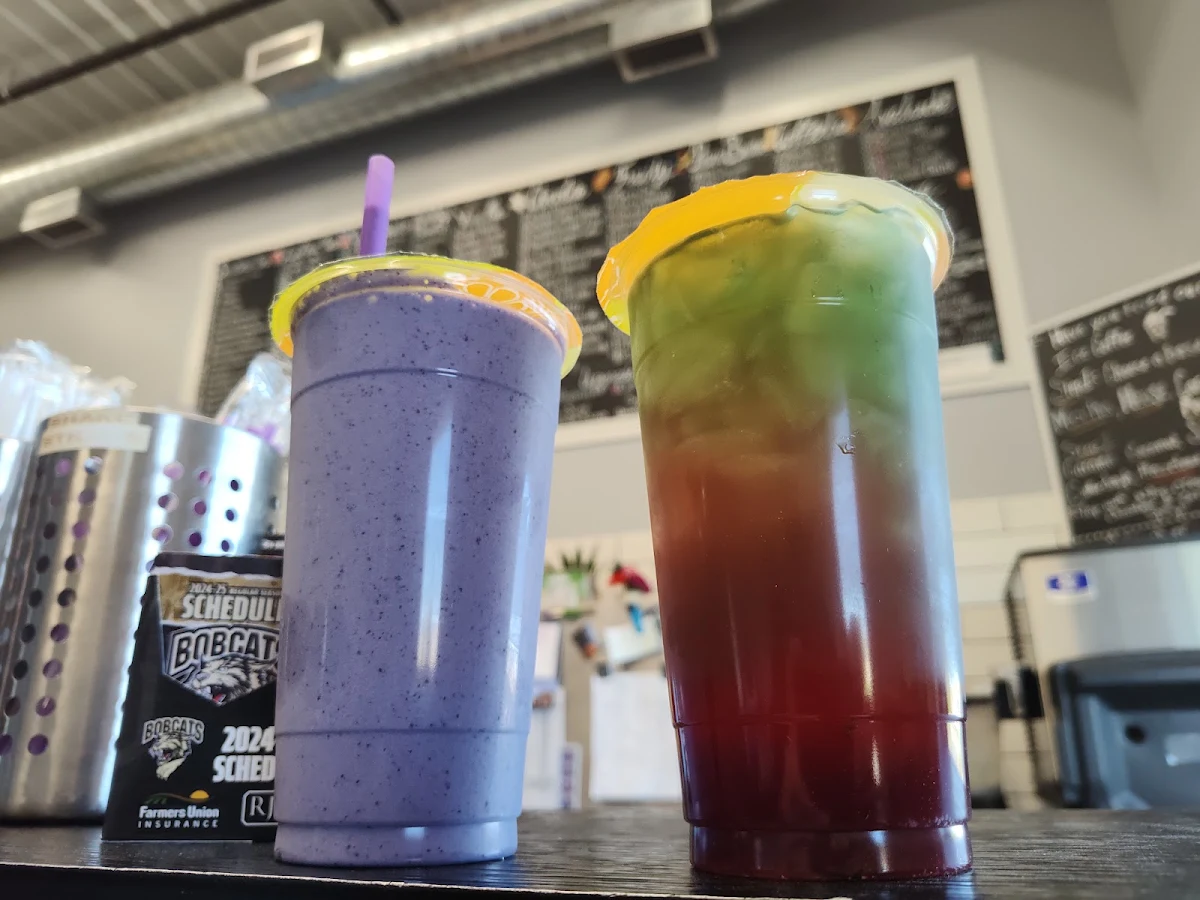 Blueberry Muffin Shake & Poison Ivy Tea