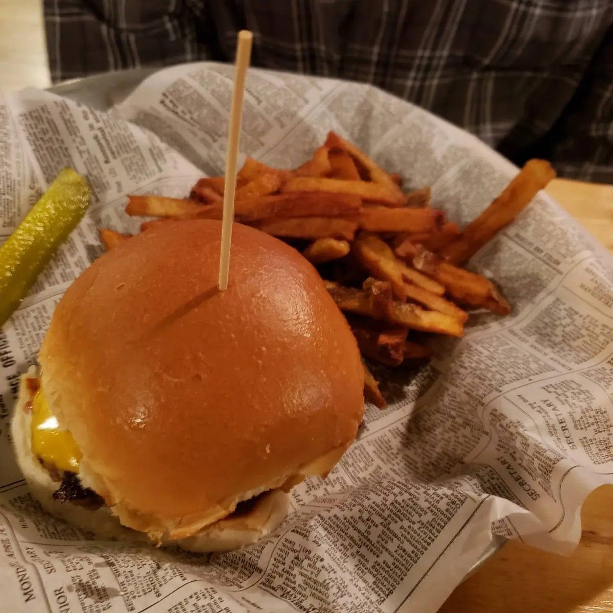 Juicy Burger with Crispy Fries
