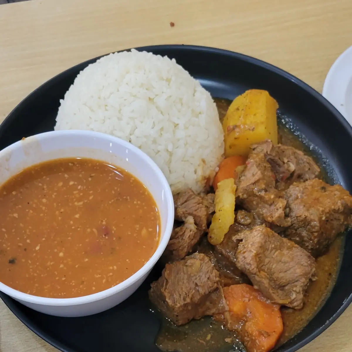 Arroz Blanco Con Carne Guisada