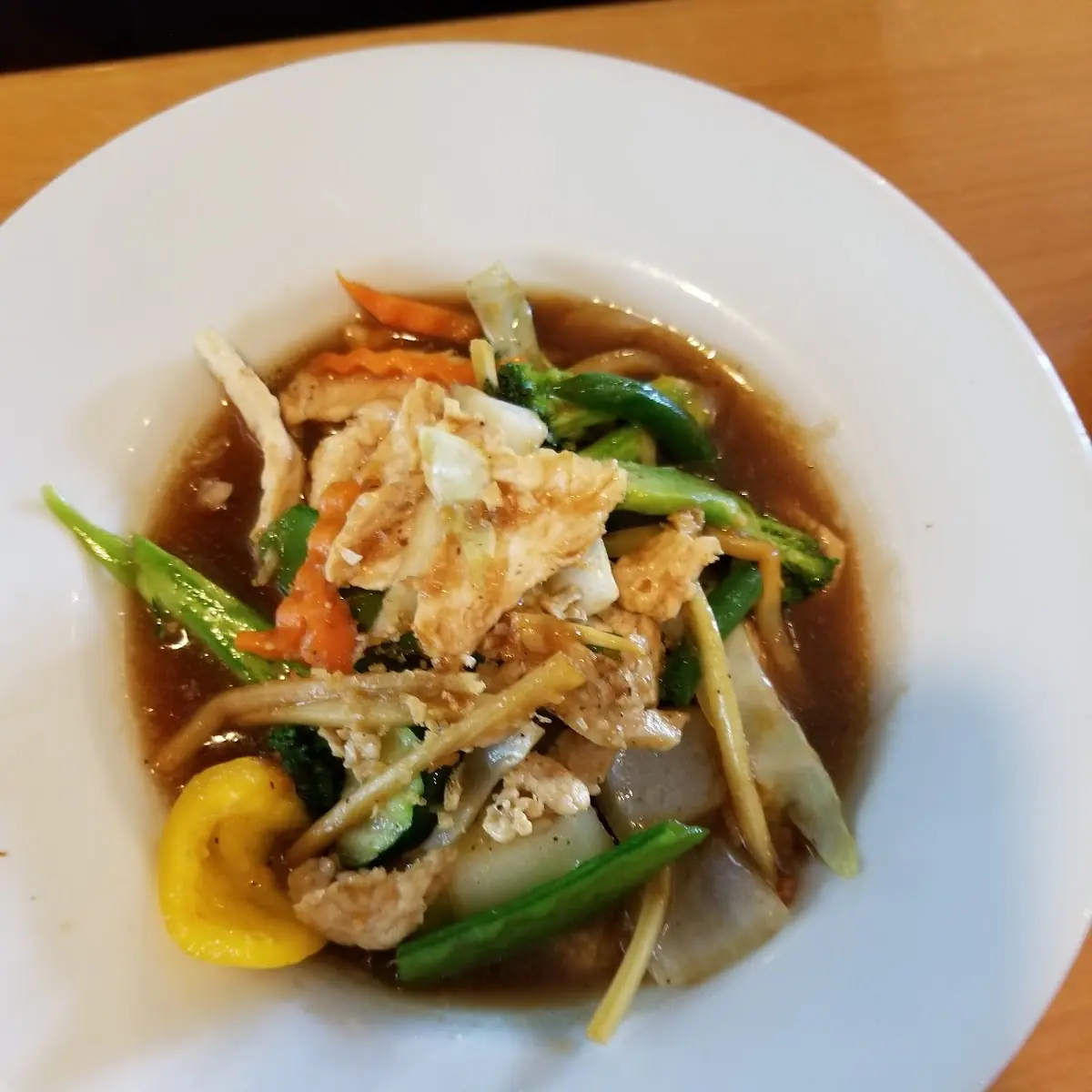 E 7 Pad Khing Sod Fresh Ginger