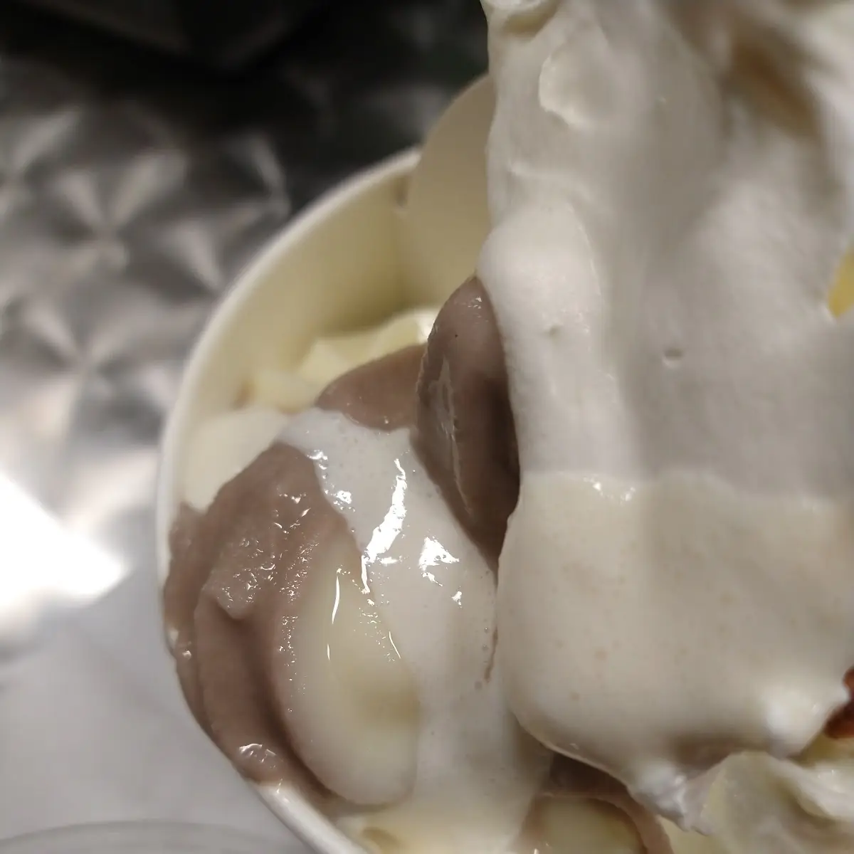 Mudslide Cookies&Cream with Marshmallow Sause