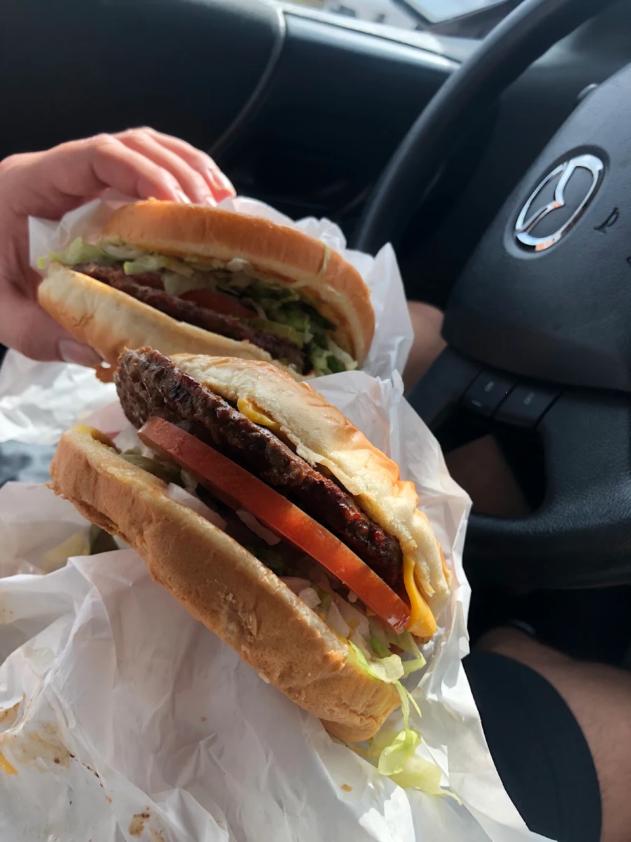 Bates Cheeseburger Combo