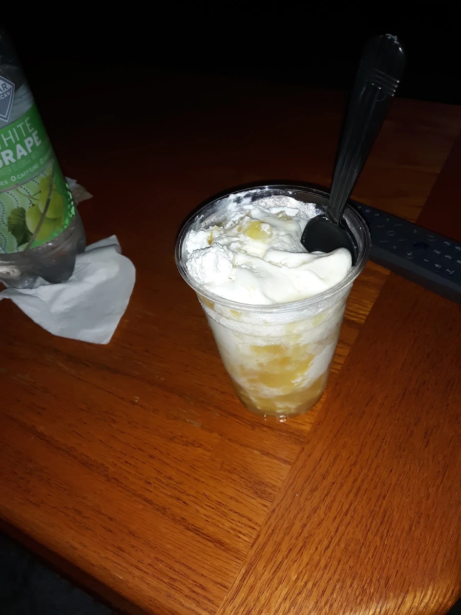 Pineapple Sunday Vanilla Ice Cream