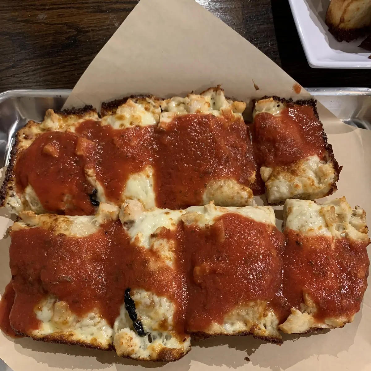 Cheese Pizza Detroit Style