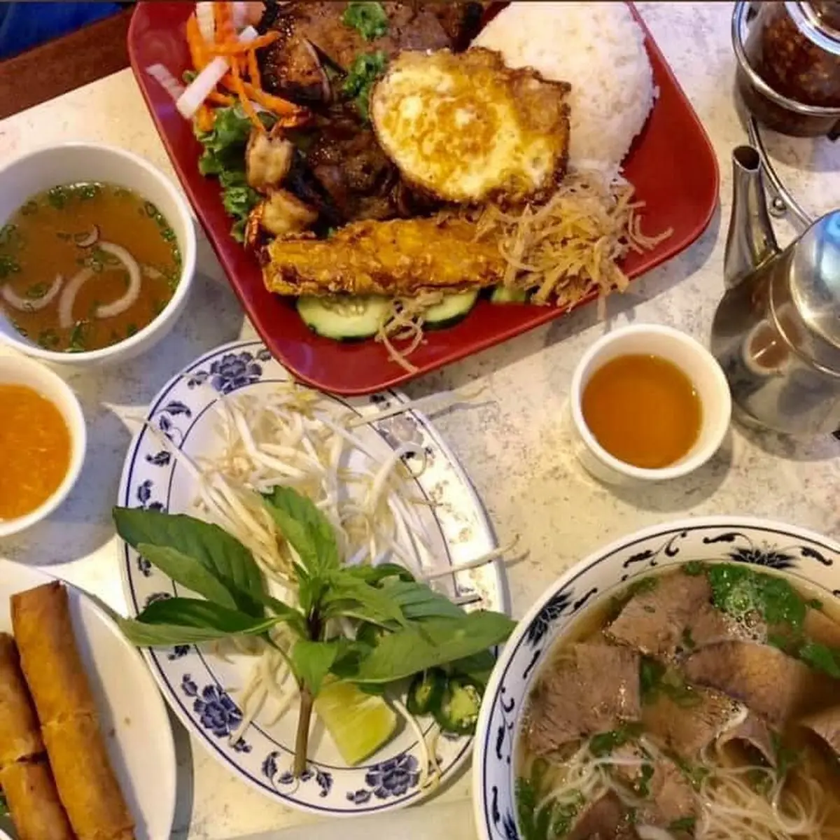 Pho Chin