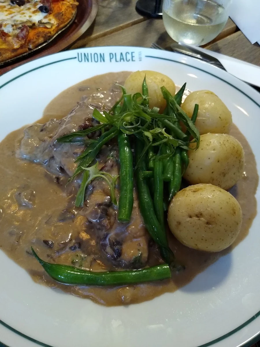 Veal Marsala, Union Place Hotel