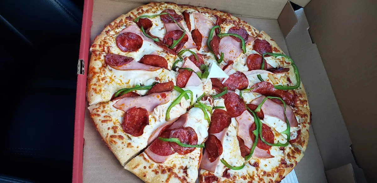Deluxe Pizza