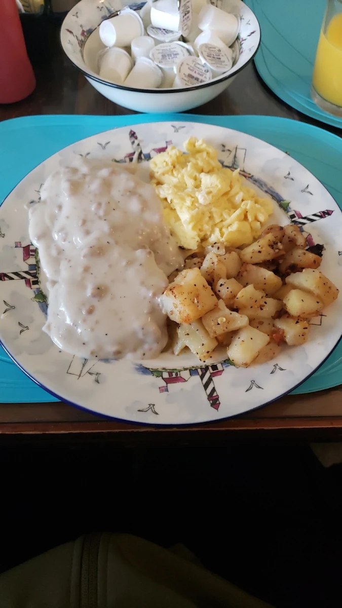 Biscuits and Gravy Platter