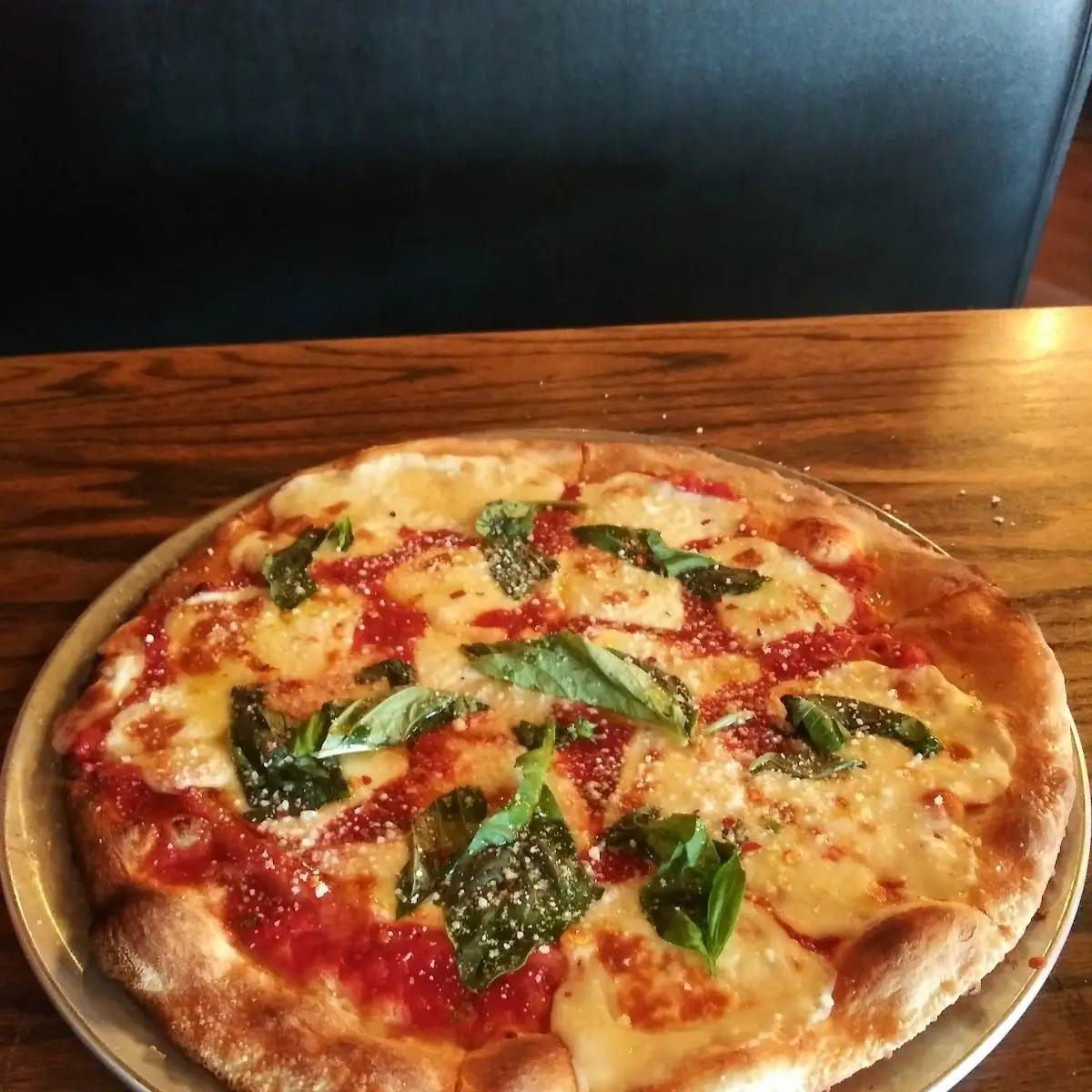 Pizza Margherita Personal 14 Medium