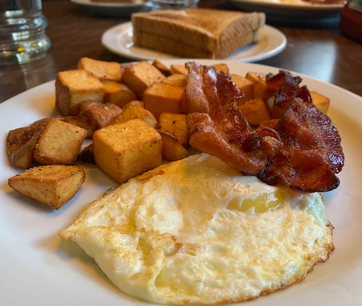 Bacon and Eggs and Toast, Denny's Restaurant Okotoks