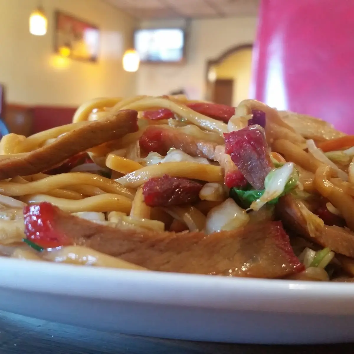 Roast Pork Lo Mein