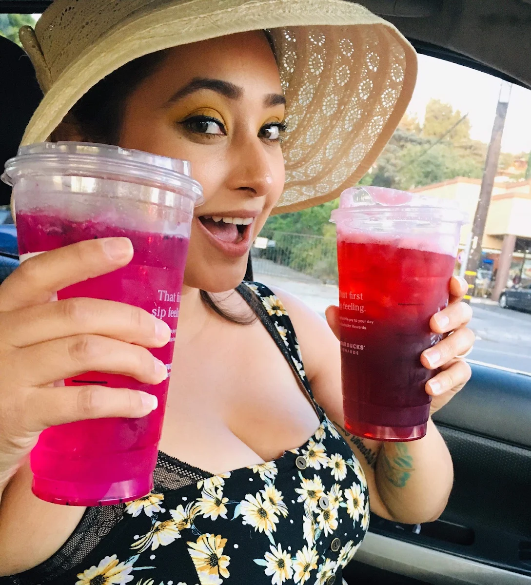 Mango Dragon Fruit Tea and Passion Fruit Tea