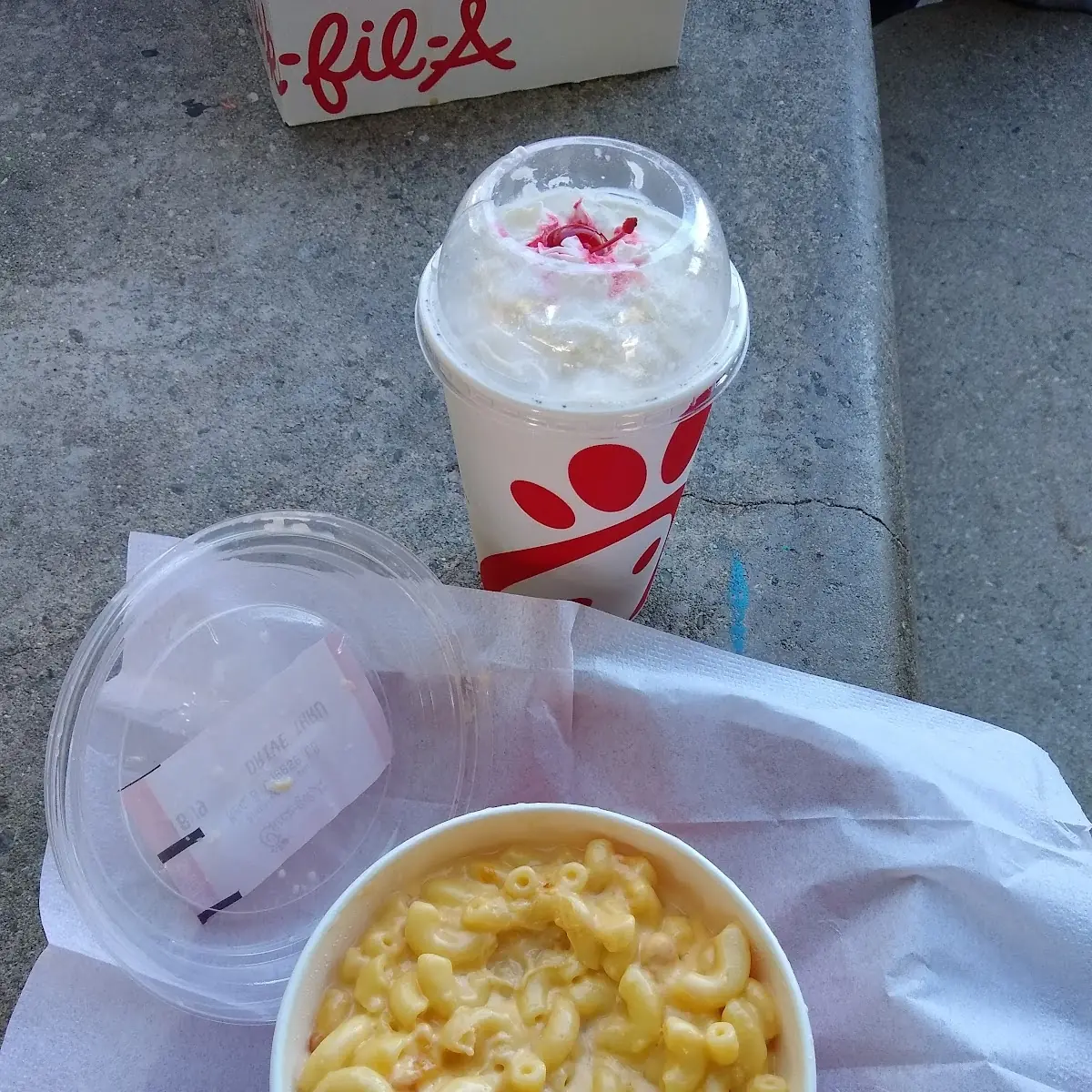 Mac & Cheese Oreo Milkshake