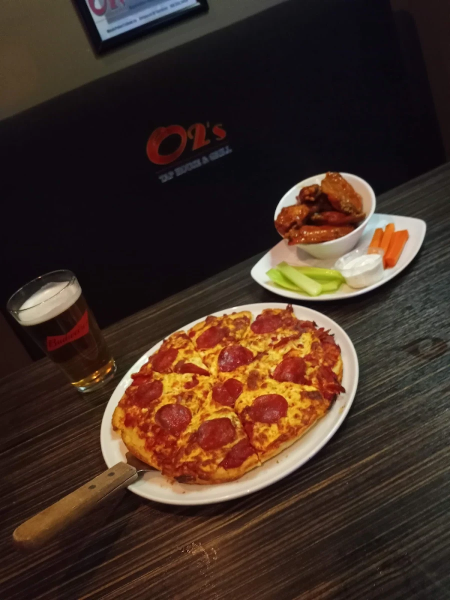 Pizza and Wings, O2's Mill Woods