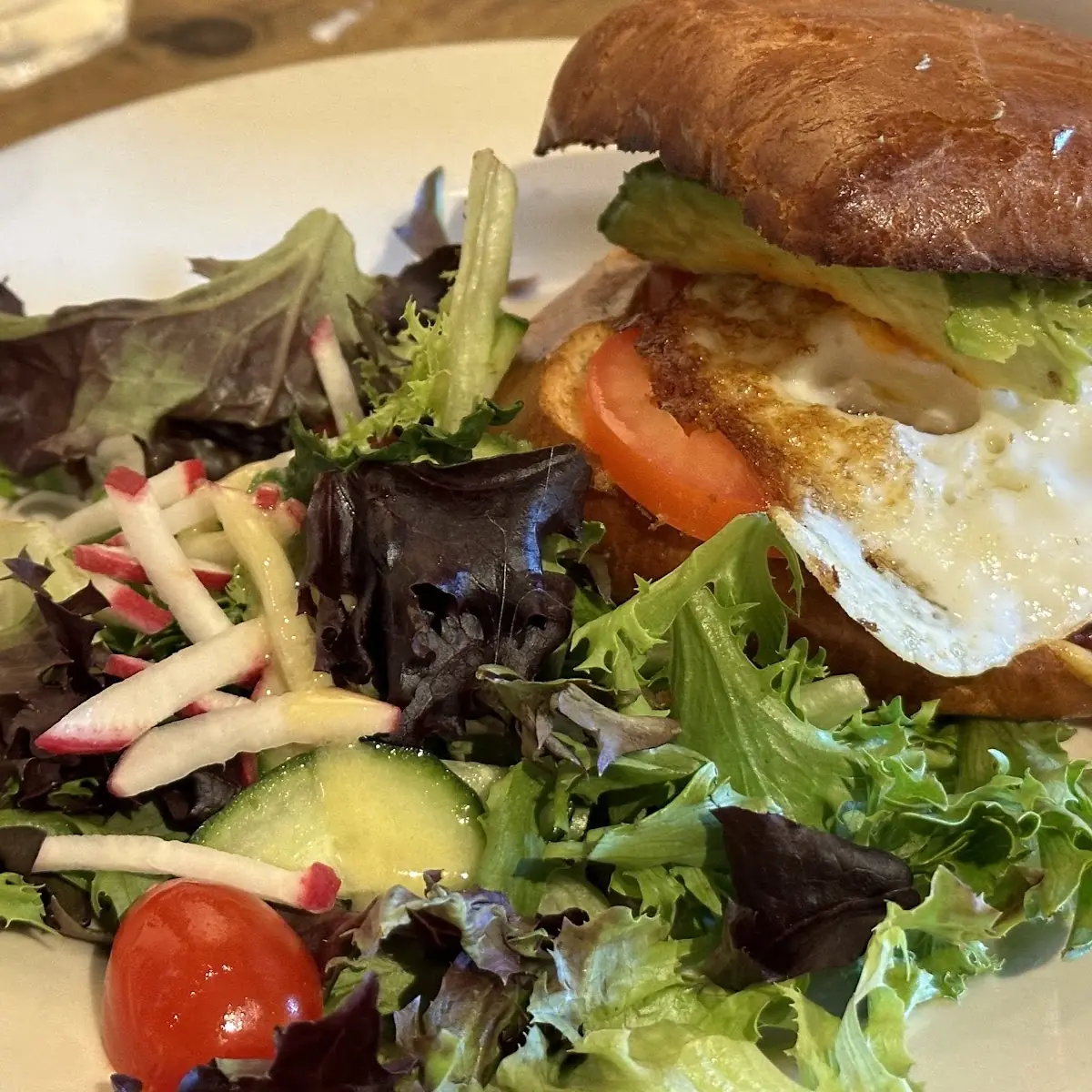 Cheddar Avocado & Tomato-Pepper Jam Breakfast Sandwich
