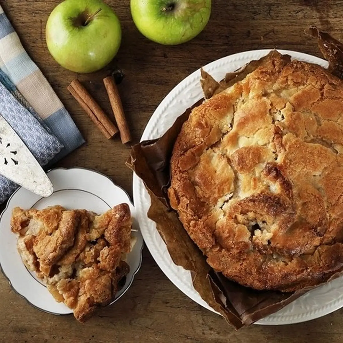 Brown Bag Apple Pie - Long Grove
