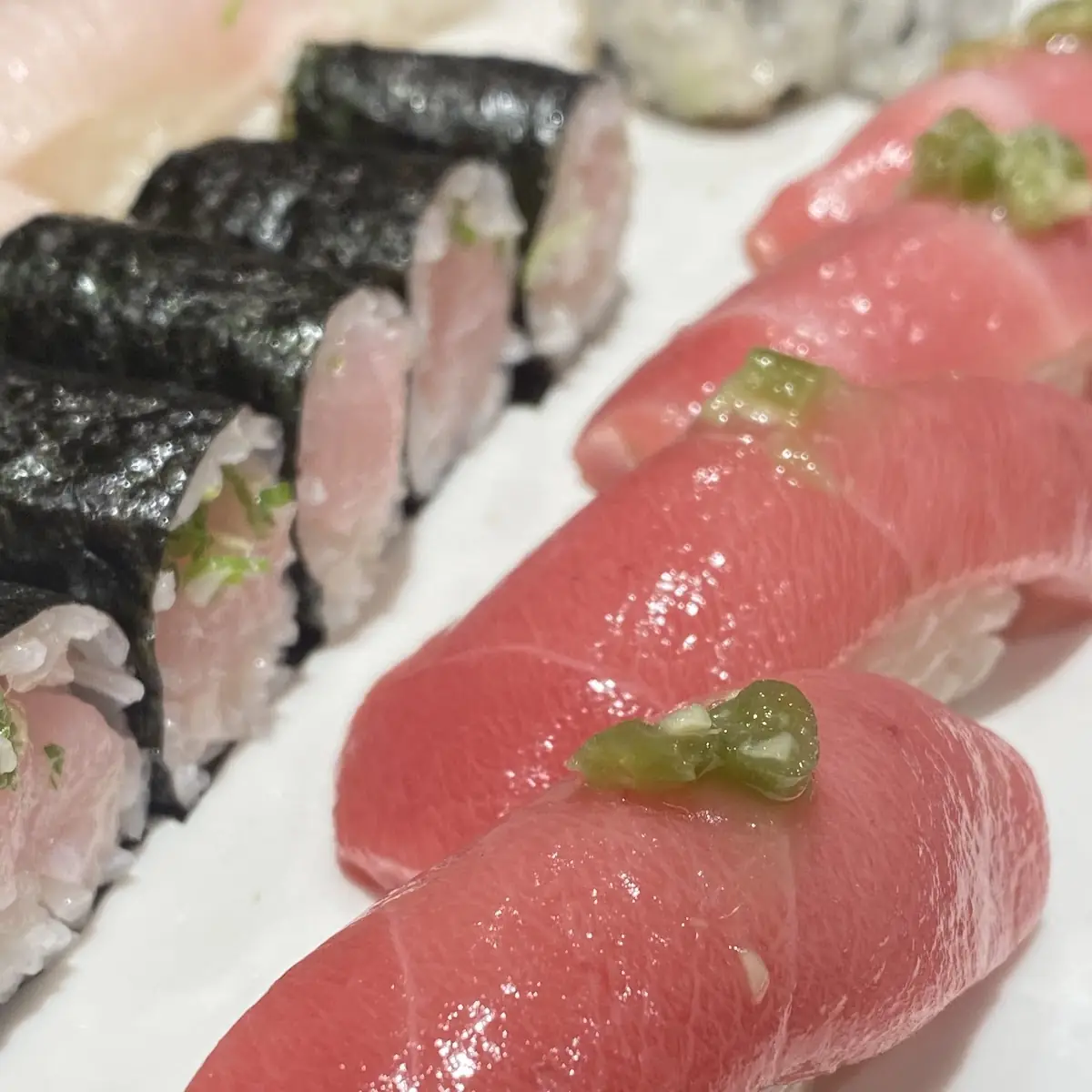 Toro Scallion Roll