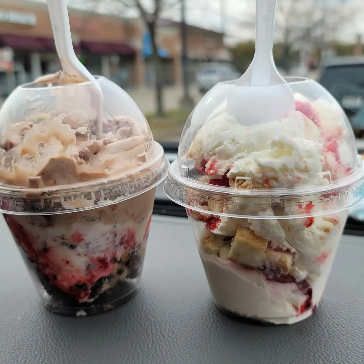 Nutella Ice Cream and Strawberry Cheesecake