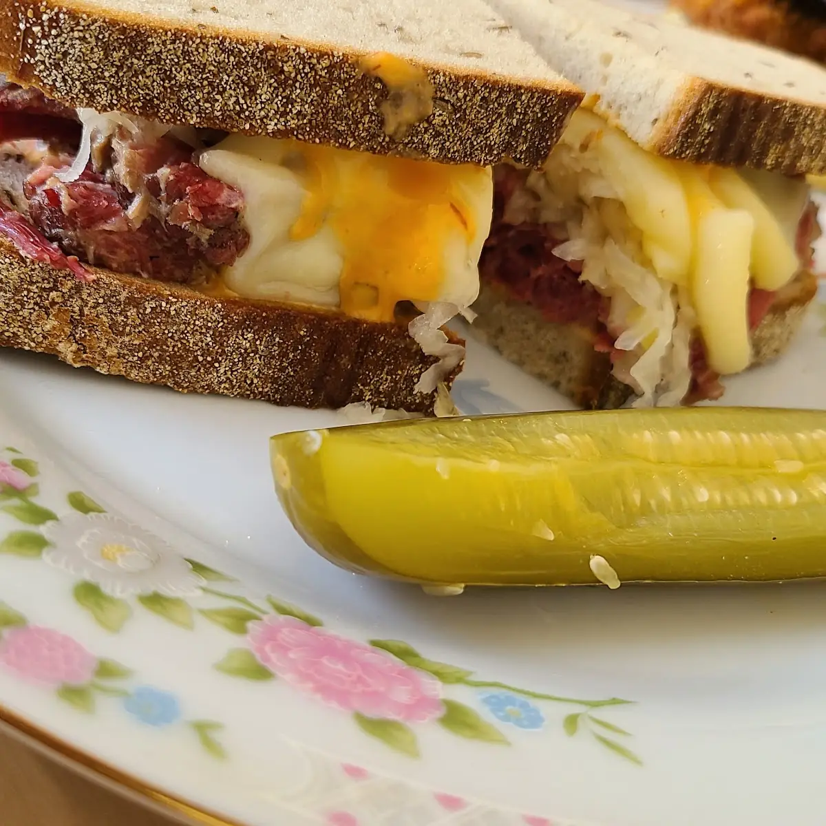 Corned Beef Sandwich 1 2 lb