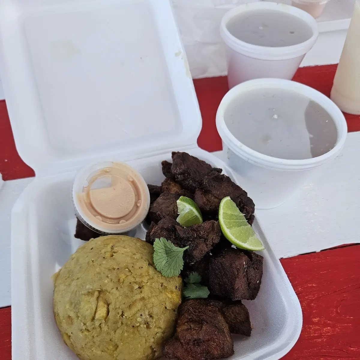 Mofongo Y Carne Frita