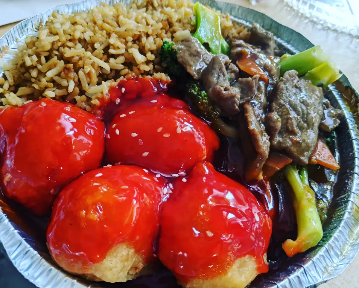 Sweet & Sour Boneless Pork & Chicken Fried Rice