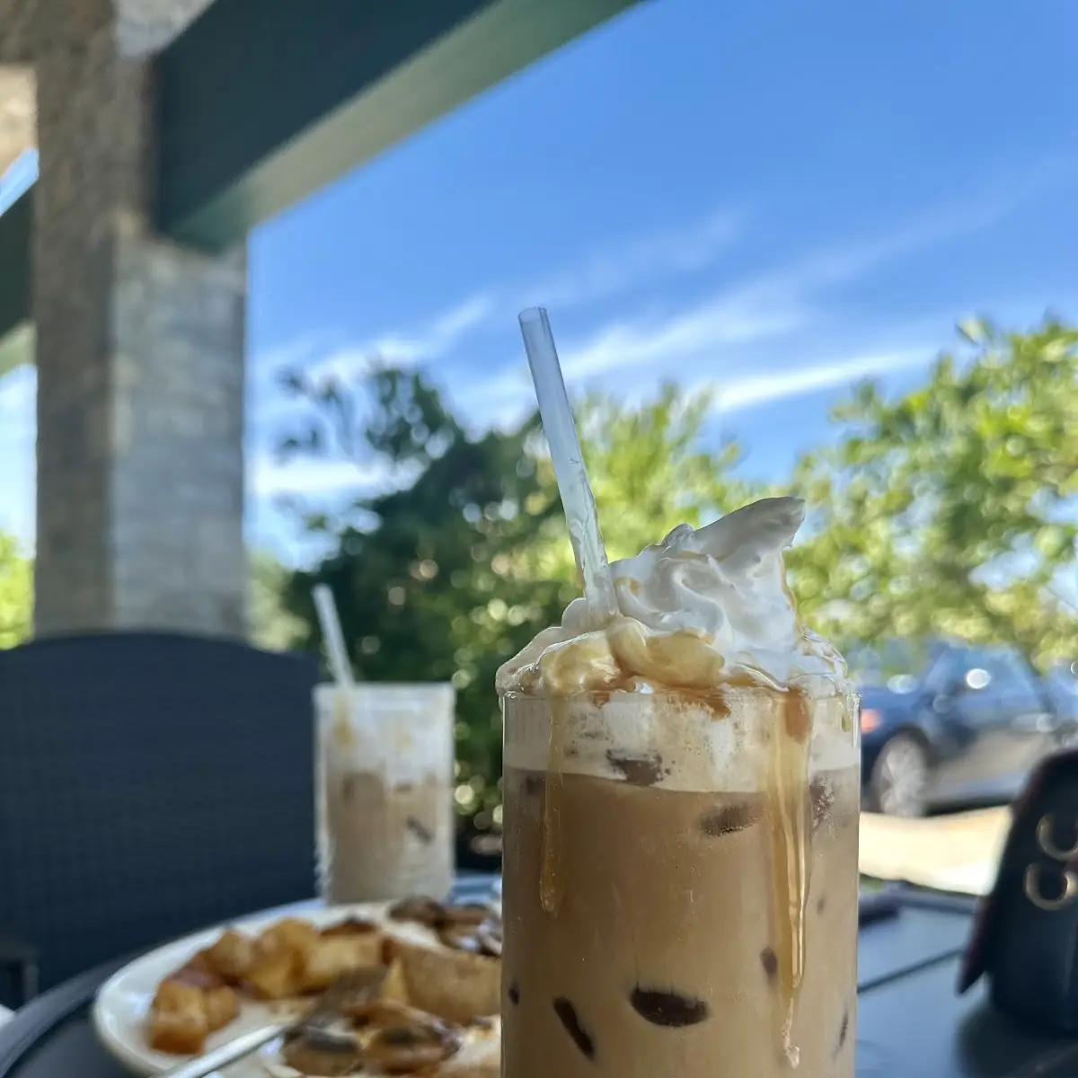 Iced Caramel Macchiato