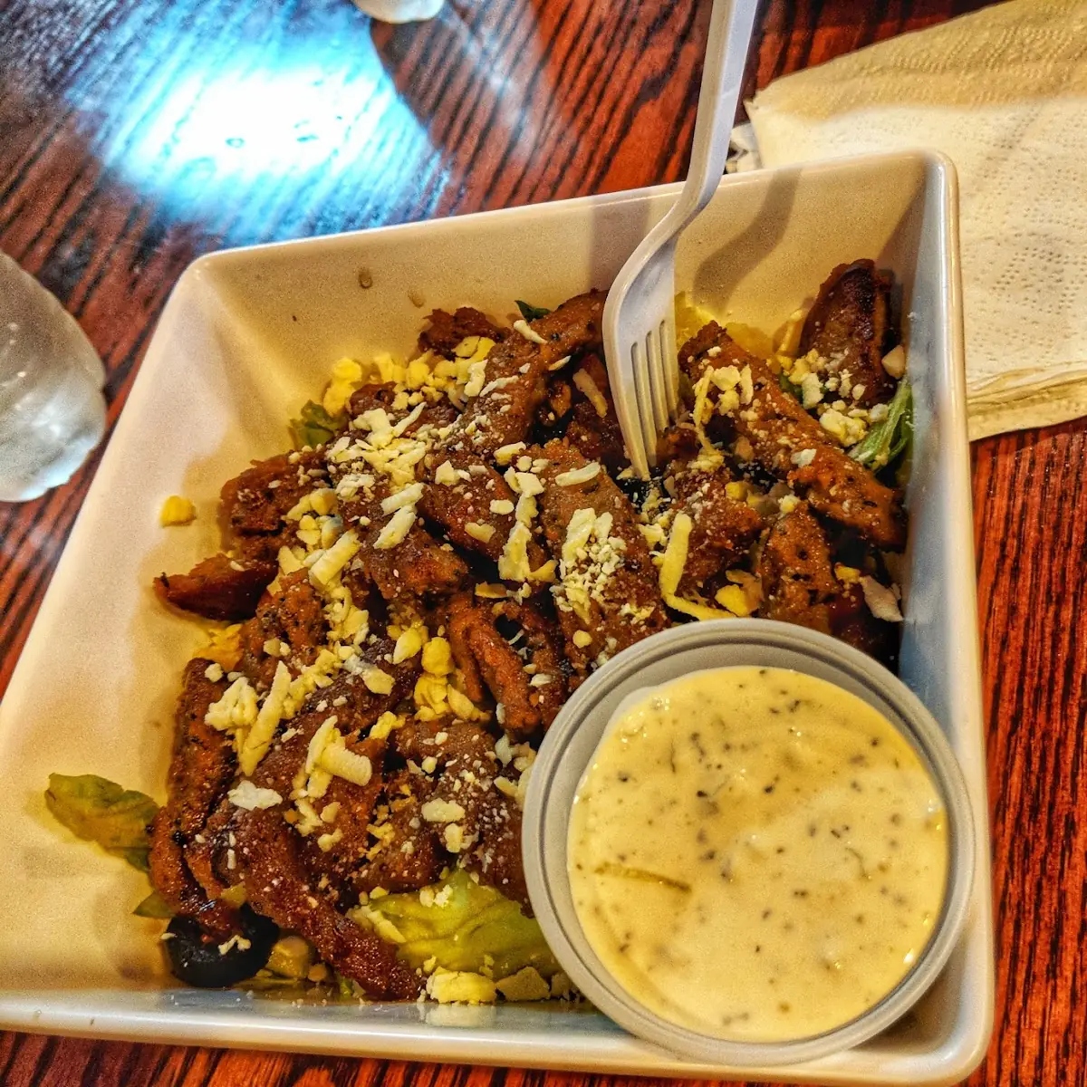 Mediterranean Salad with Lamb Gyro