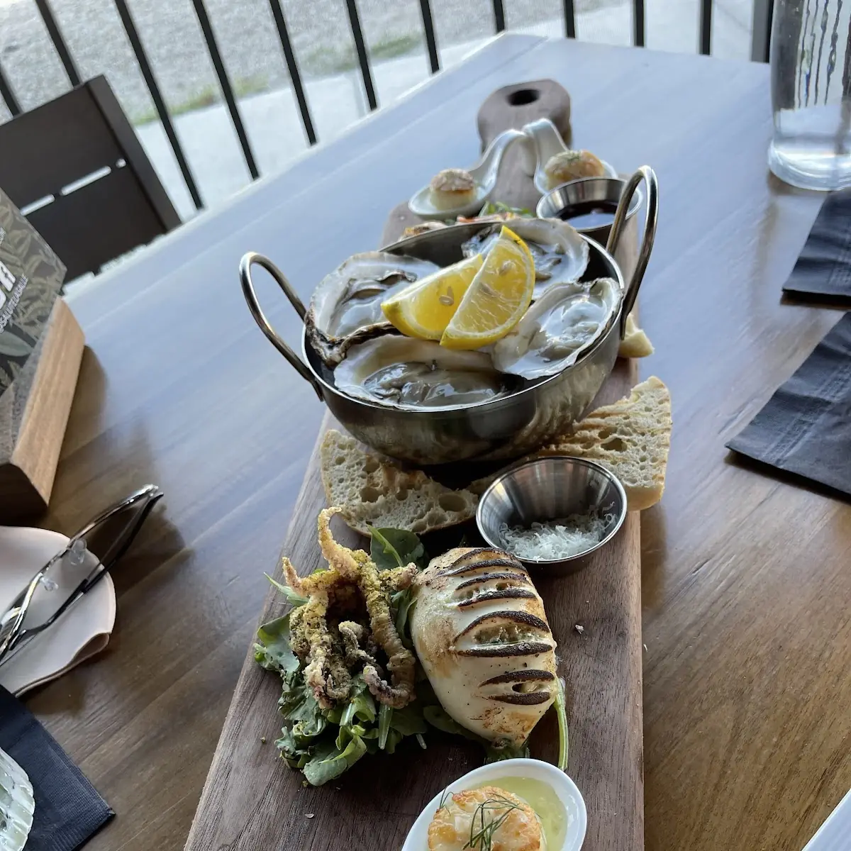 Seafood Board, Salute Resto + Bar