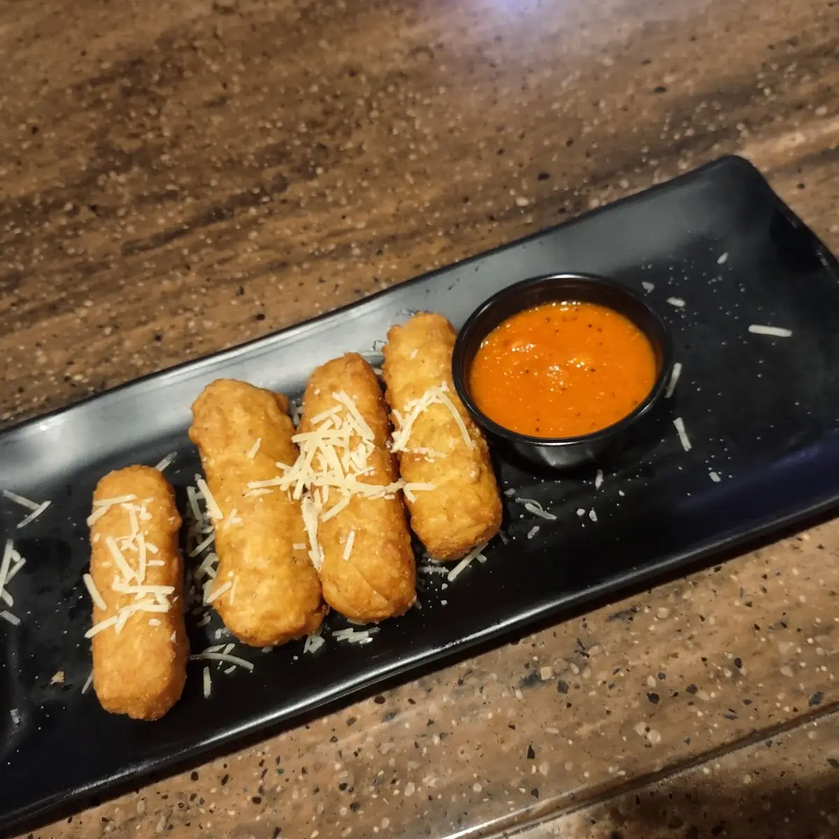Rangoon Mozzarella Sticks