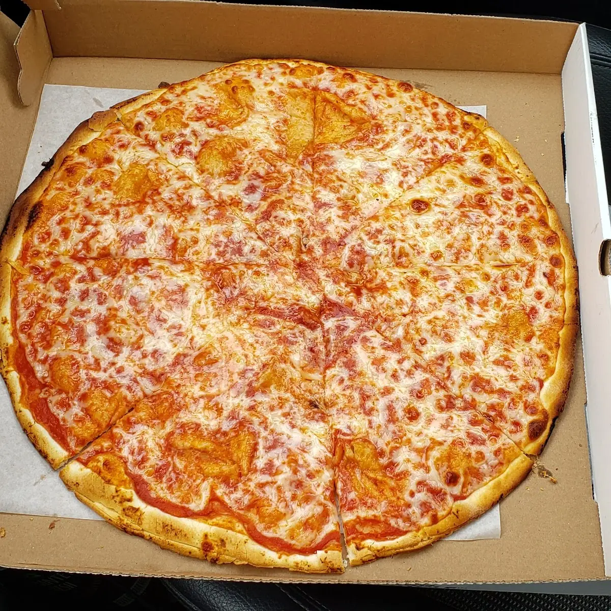 XXL Pizza