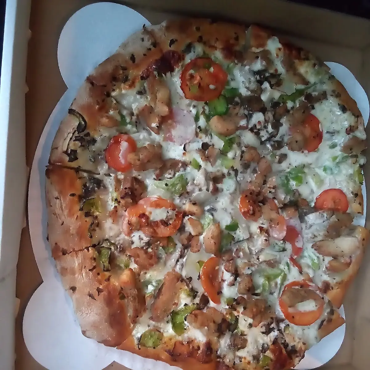Garlic Chicken Pizza