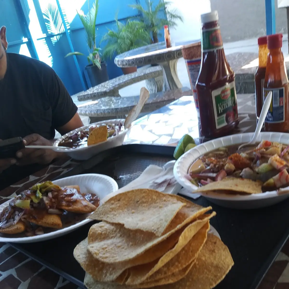 Las Chimichangas Estan Muy Ricas