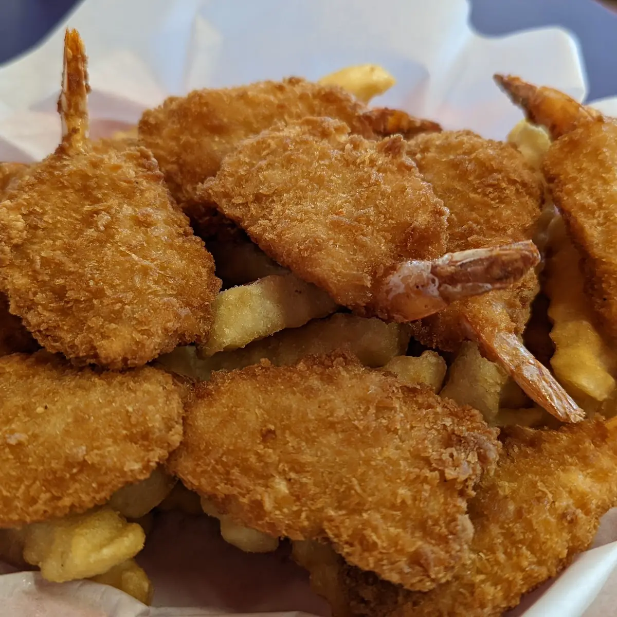 Shrimp Basket with Fries