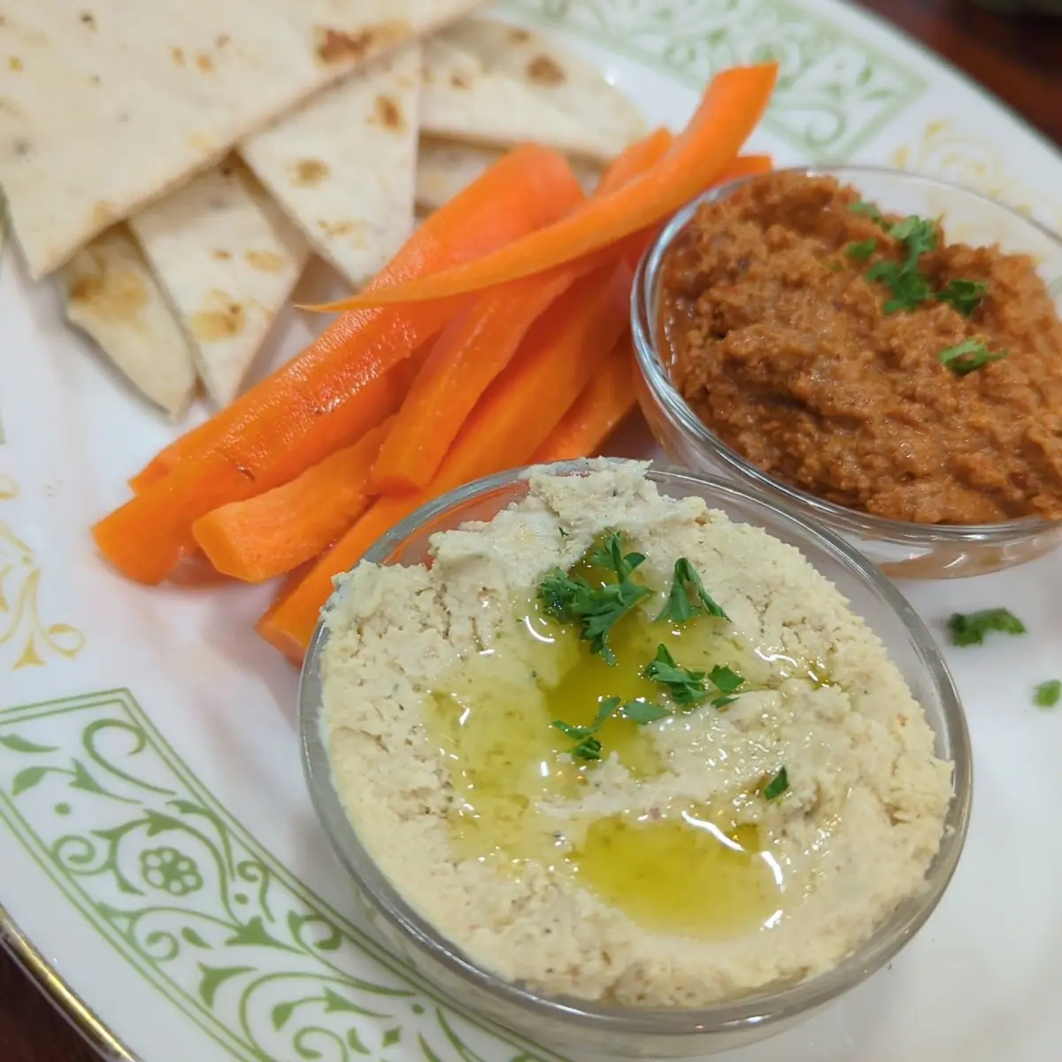 Hummus Plate