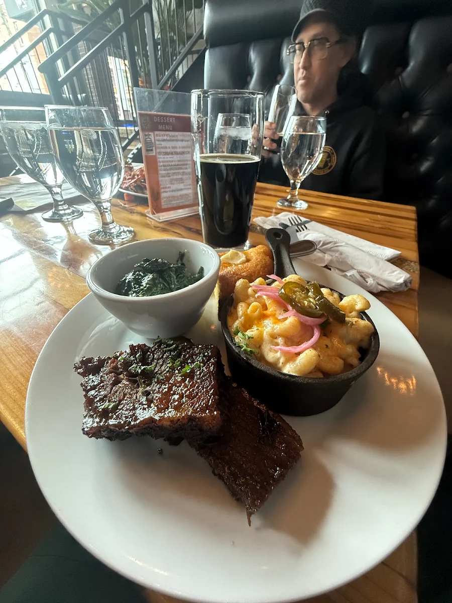 Smoked Brisket Mac N Cheese