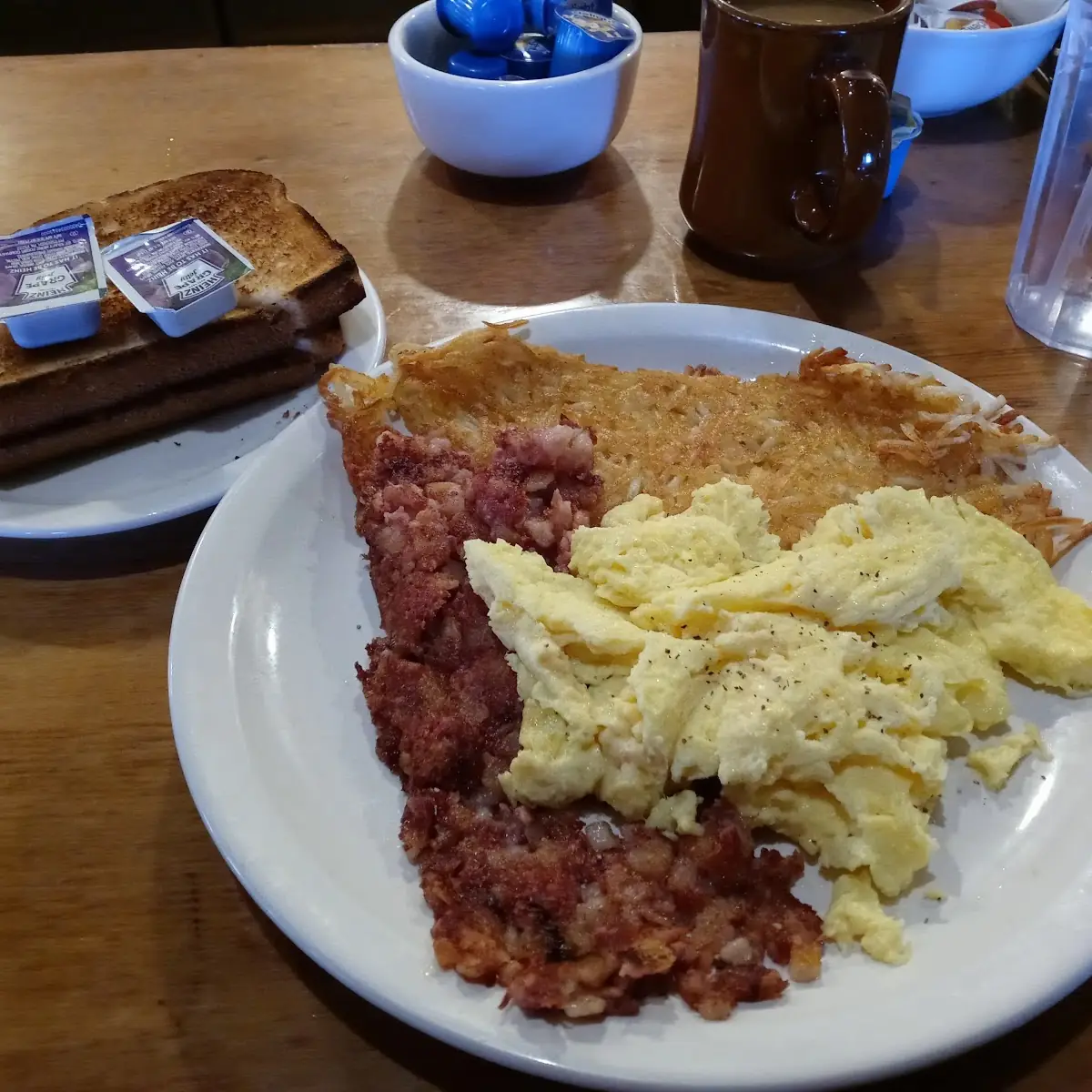 Corned Beef Hash & Eggs