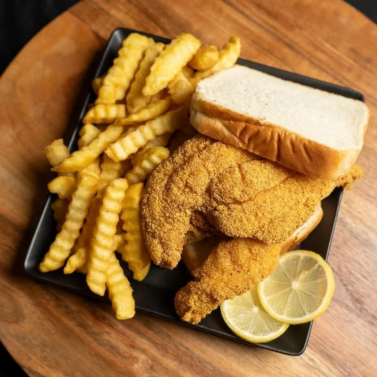 Catfish Nuggets w Fries