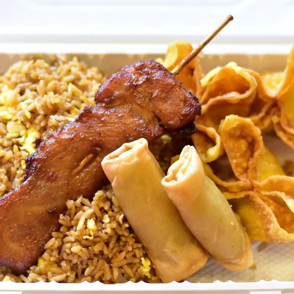 Egg Roll Chicken Wings & Fried Rice