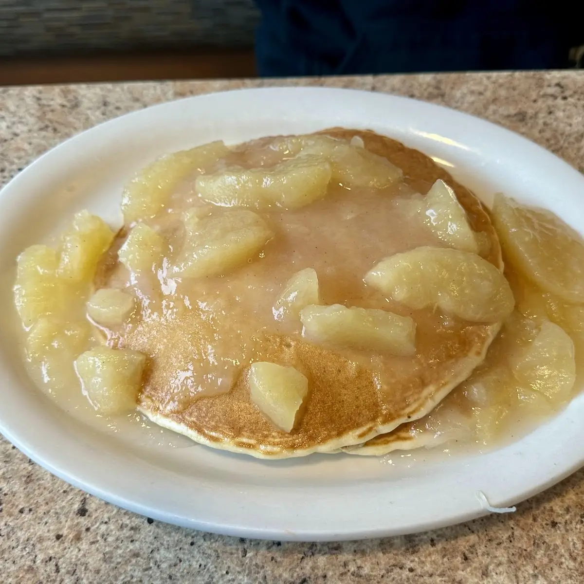 Apple Cinnamon Pancakes