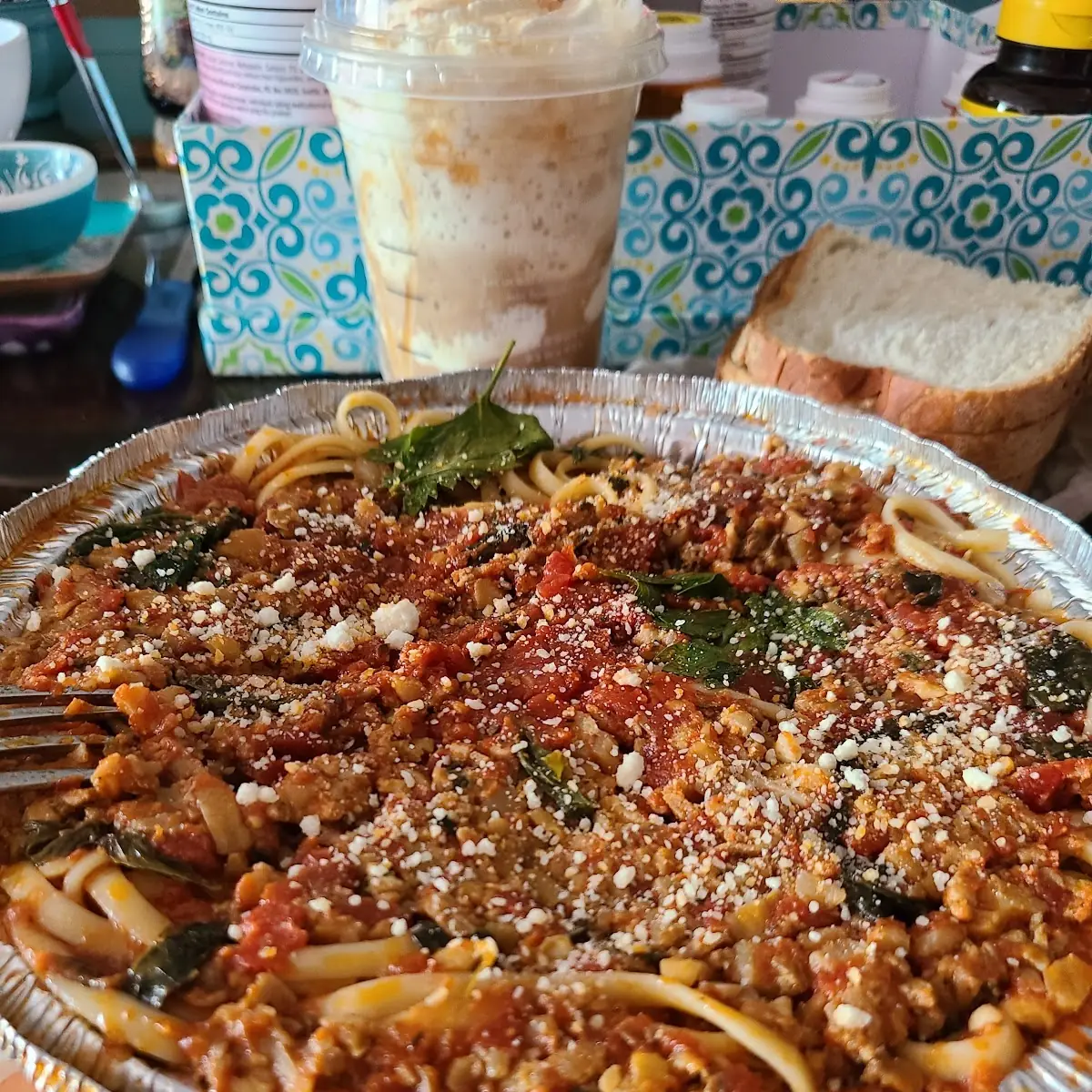 Linguine with Red Clam Sauce
