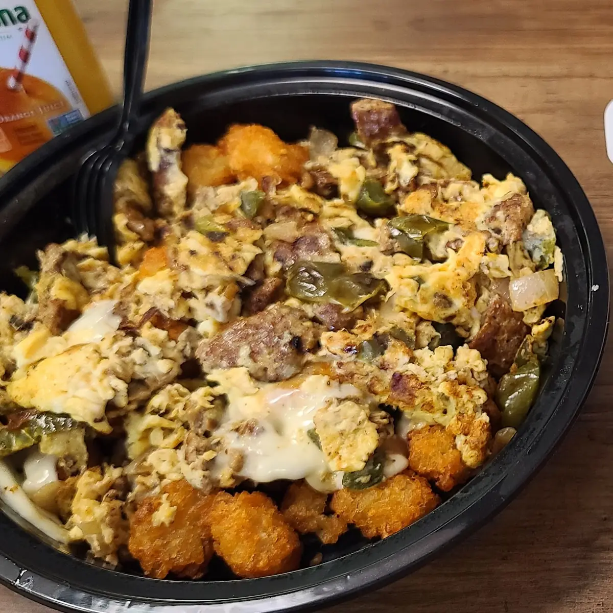 Scrambled Eggs and Hash Browns Turkey Sausage
