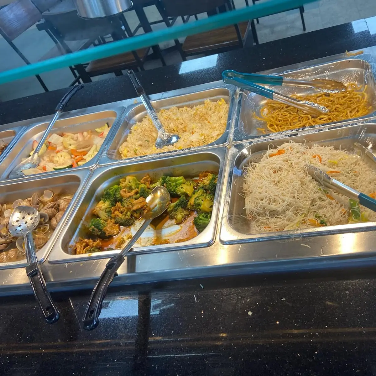 Rice Noodles Chicken and Broccoli