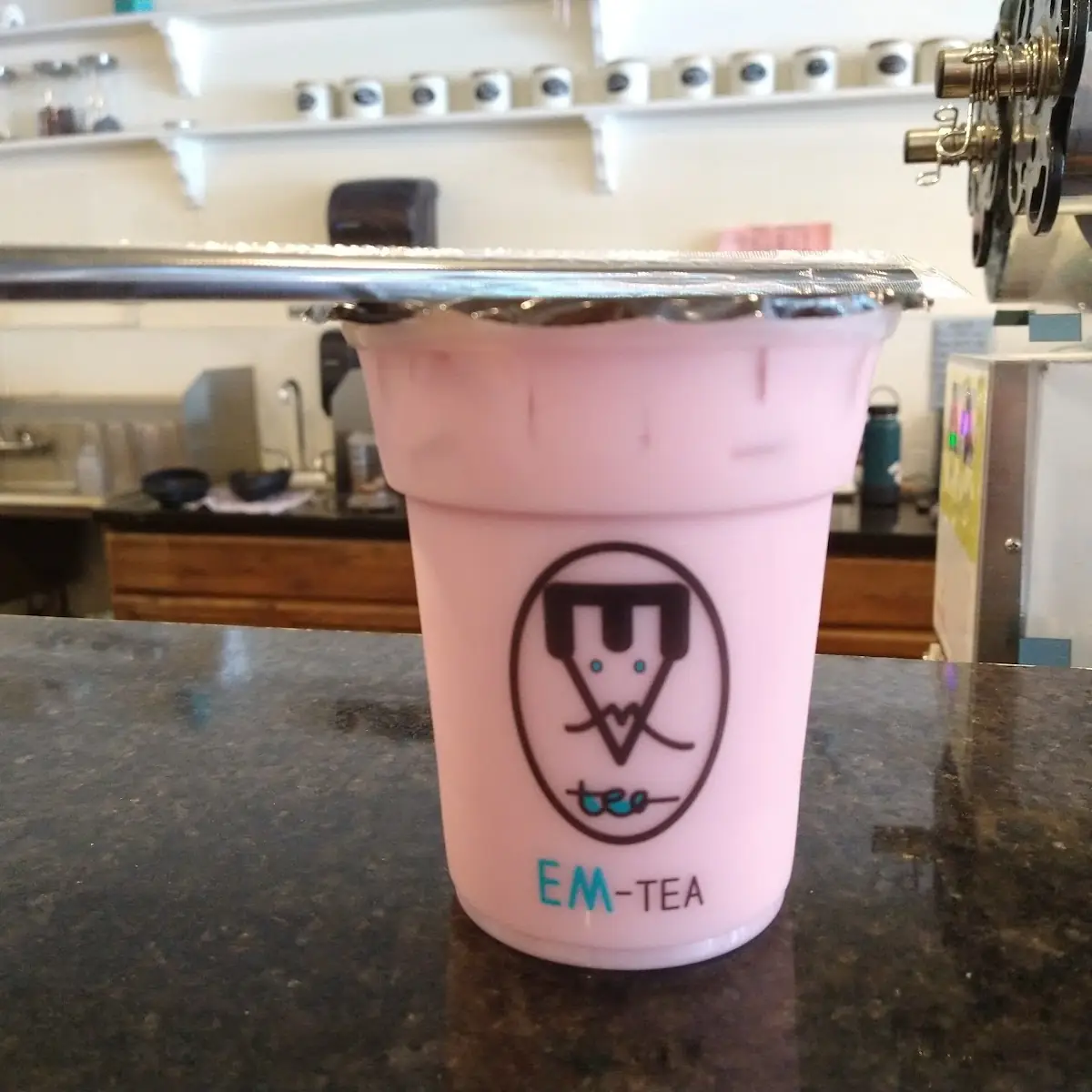 Strawberry Iced Tea w Non Dairy Milk
