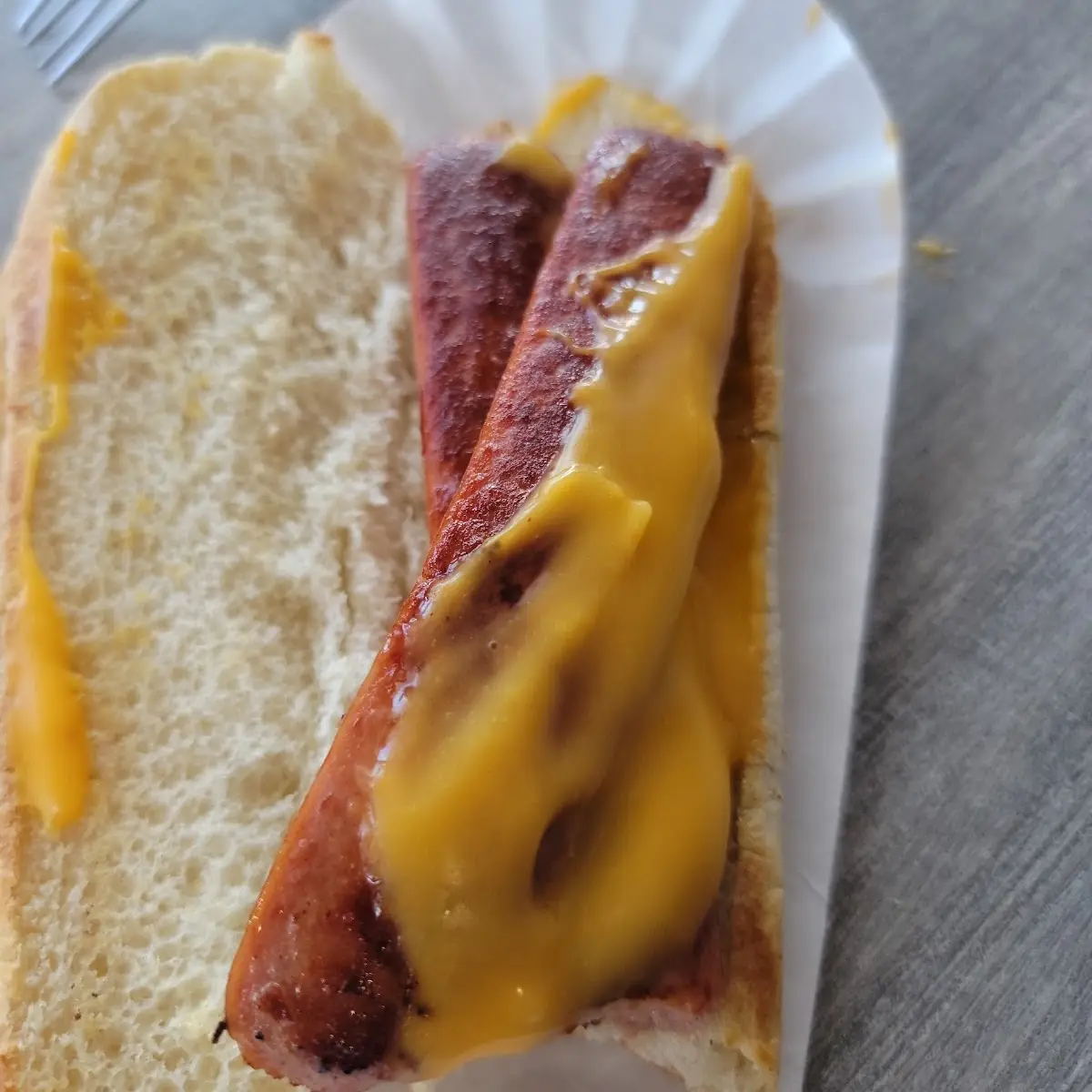 Cheese Hot Dog