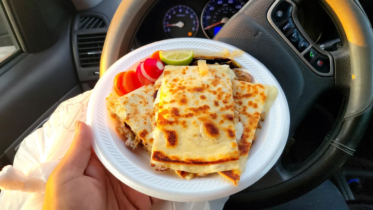 Quesadilla De Tripa