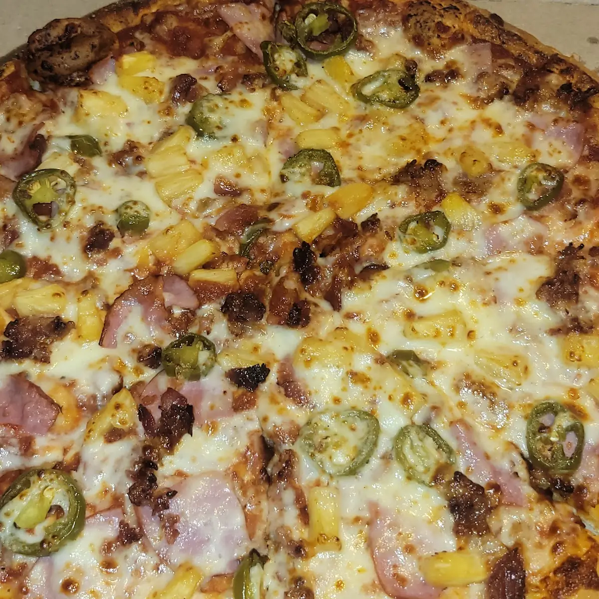 Hawaiian Pizza Plus Sliced Jalapeños