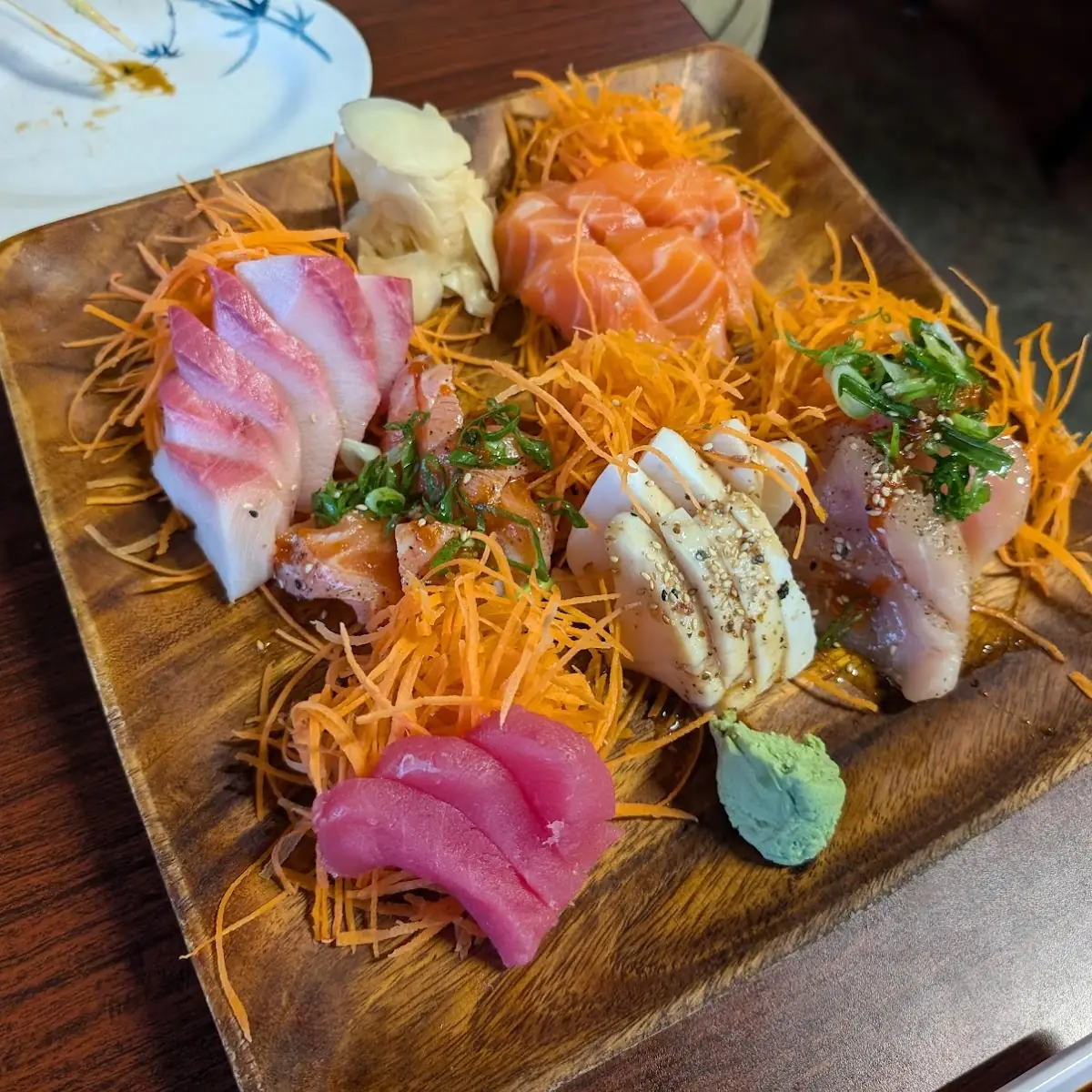 Sashimi Combo Platter